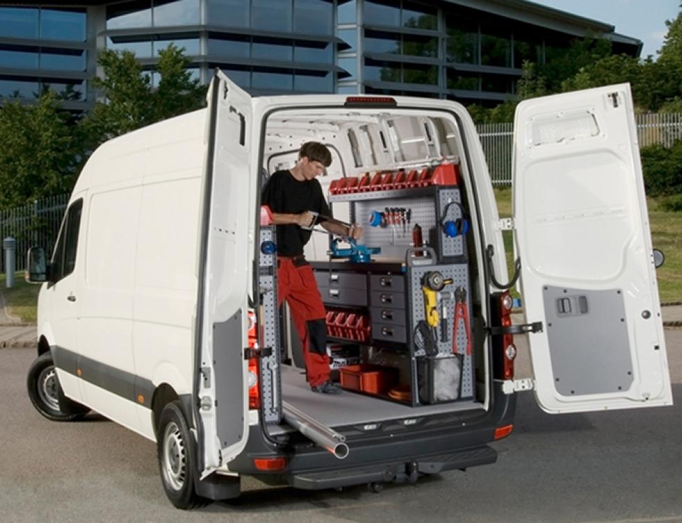 Double plancher pour véhicule utilitaire, tiroir camion camionnette